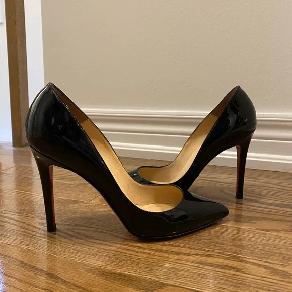 Christian Louboutin Pigalle 100 Black Patent Leather in size 37. - Picture 6 of 7